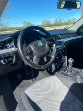 Skoda Superb 2012