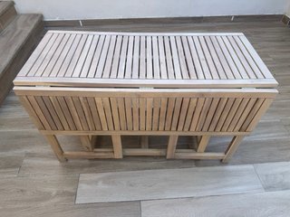 Conjunto mesa y sillas de madera