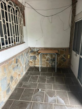 Se alquila finca en Cártama