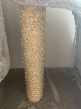 Casa para gatos de varios niveles