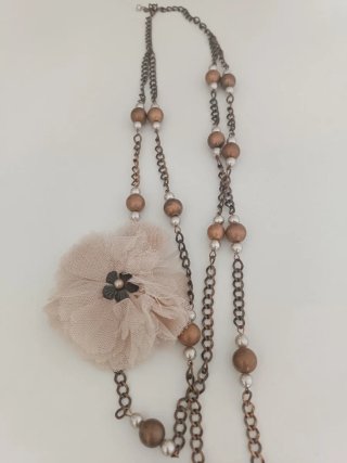 Collar Zara Vintage Flor Beige y Marrón
