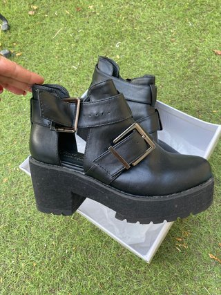Botines negros Just Me talla 37
