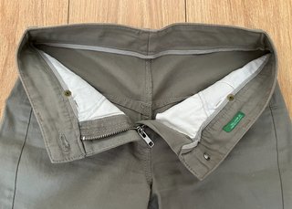 Pantalon vaquero recto verde Benetton