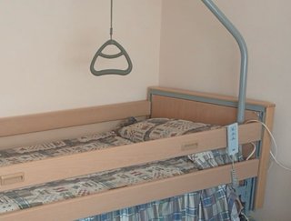 Cama articulada eléctrica Invacare ED + colchón