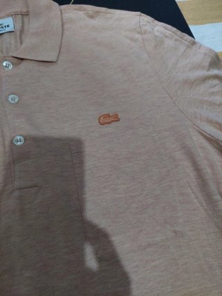 Camisa Polo Lacoste naranja pastel