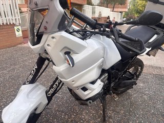 Yamaha XT660Z Adventure Blanca
