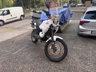 Yamaha XT660Z Adventure Blanca