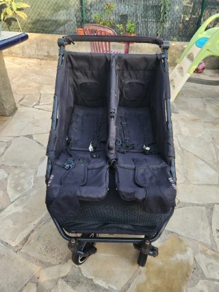 Carrito Gemelar Baby Monsters + 2 cucos