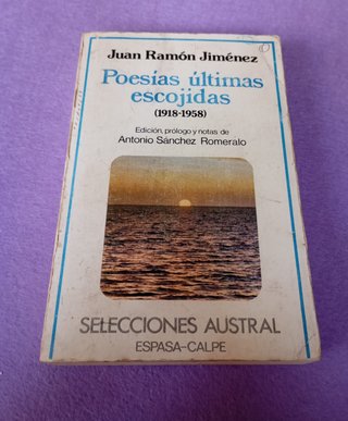 Libro: Poesías Últimas Escojidas (1918-1958).