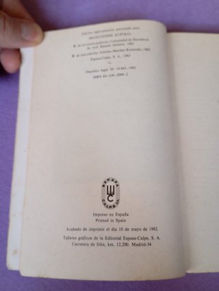 Libro: Poesías Últimas Escojidas (1918-1958).