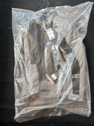 Chaqueta Modeka + protector de espalda para hombre