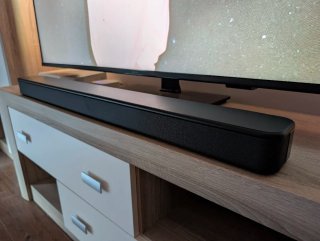 TV Philips 55" QLED + Barra Sony + Chromecast 4k