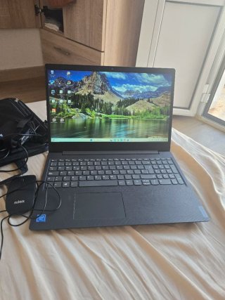 Ordenador Portátil Lenovo Negro