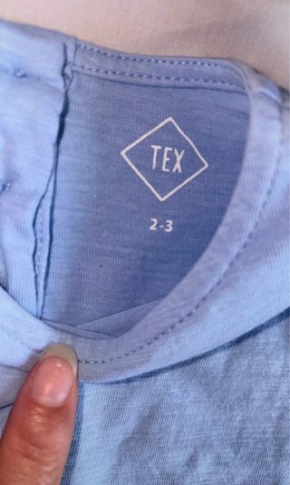 Top niña azul con volantes Tex