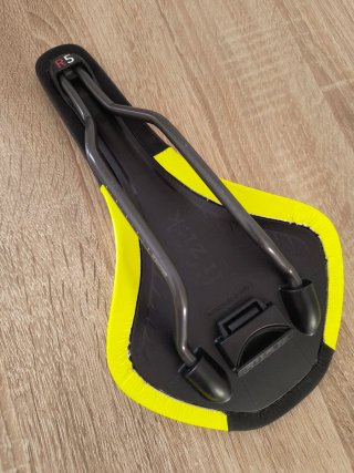 Fizik Antares R5 Sillín Amarillo