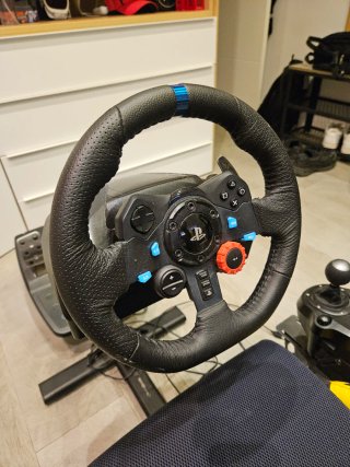 Playseat Red Bull + Volante Logitech G29 + Palanca