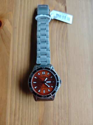Reloj Seiko Lorus RH361AX9 Seigaha-mon NUEVO