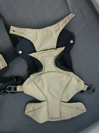 Mochila portabebés Stokke