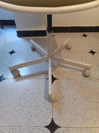 Silla de escritorio Ikea con ruedas