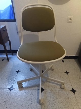 Silla de escritorio Ikea con ruedas