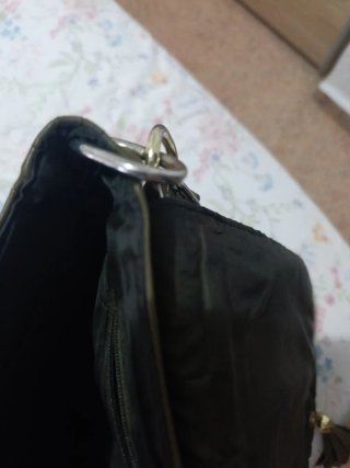 Bolso señora verde tipo bandolera con flecos