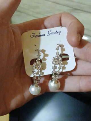 Conjunto de pulsera y pendientes
