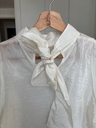 Blusa Zara Satinada Manga Abullonada M