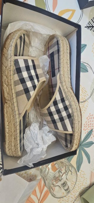 Chanclas Burberry Cuadros Beige Multicolor