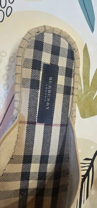 Chanclas Burberry Cuadros Beige Multicolor