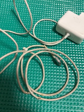 Cargador Apple 45W MagSafe 1