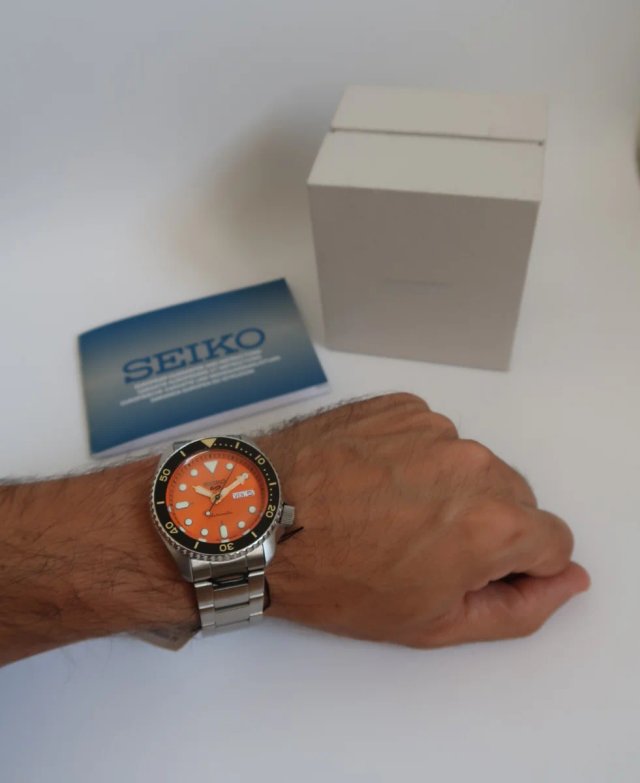 🇯🇵 Seiko 5 Sports SSK05K1 – Naranja | Nuevo