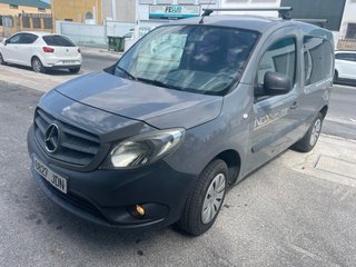 mercedes citan en buen estado y todo al dia
