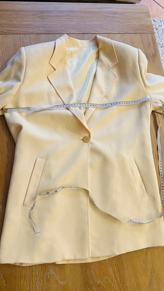 Americana Burberry talla 42