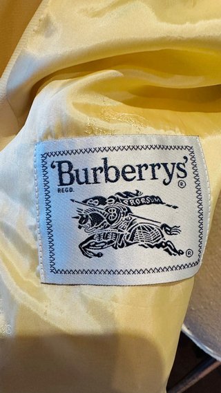 Americana Burberry talla 42