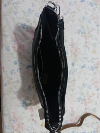 Bolso de mano negro nuevo