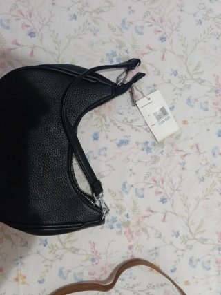 Bolso de mano negro nuevo