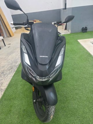 Moto Scooter Negra