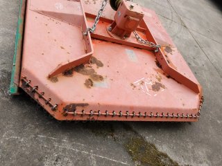 Desbrozadora cancela cadenas tractor