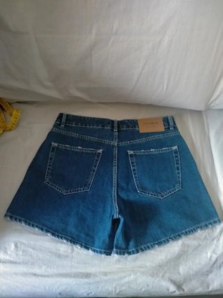 Pantalones vaqueros cortos Pull & Bear T38