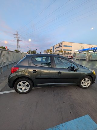 Peugeot 207 2007