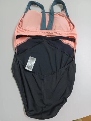 Bañador Adidas Mujer Talla 38 40 estiliza figura