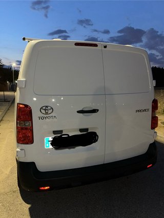 Toyota Proace 2024