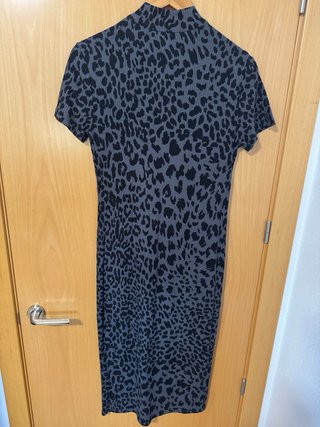 Vestido estampado leopardo con cremallera