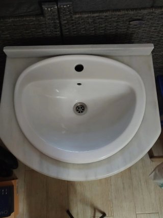 Mueble de baño de madera