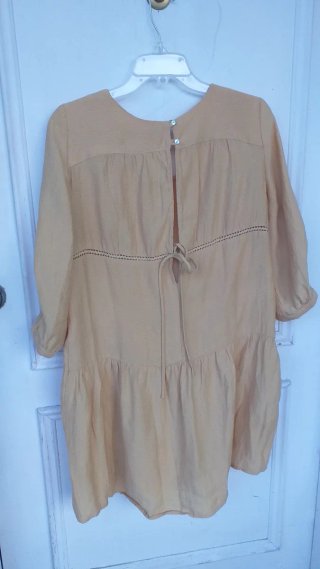 Vestido de ZARA amarillo pálido