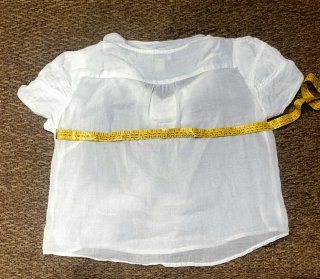 Blusa Sfera Blanca Talla M con Volantes