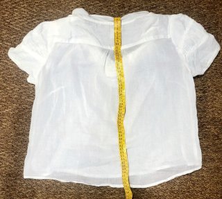Blusa Sfera Blanca Talla M con Volantes