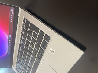HP EliteBook intel core i7-10810U 16GB 256 SSD