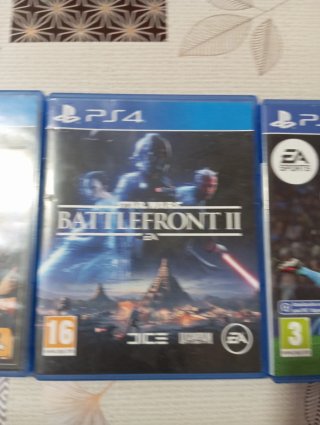 PS4 Slim + Mando + 6 Juegos