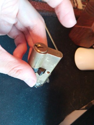 Cerradura de puerta con 7 llaves